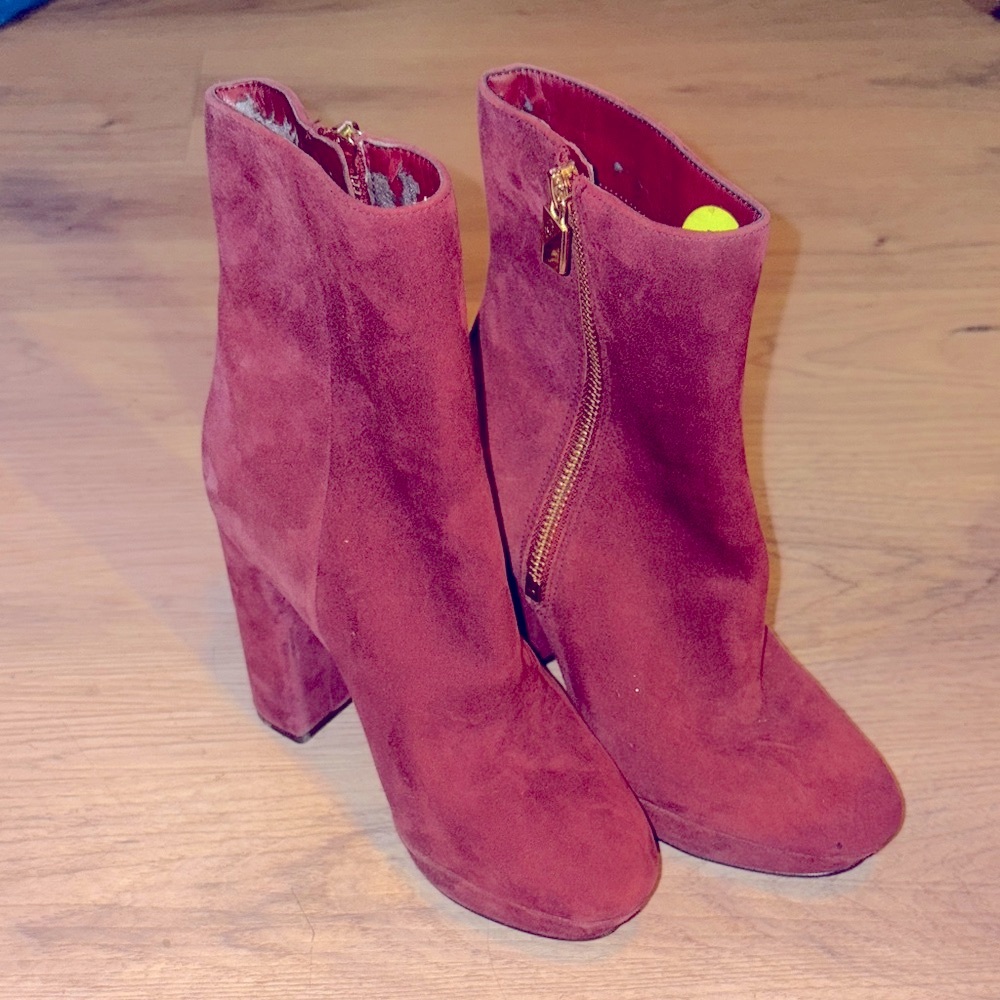 MICHAEL Michael Kors Rich Burgundy Heeled Boots leather size 5
